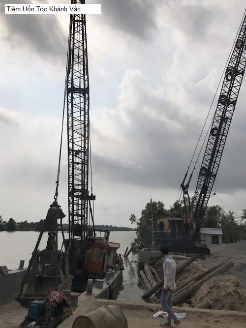 Hình ảnh Tiệm Uốn Tóc Khánh Vân